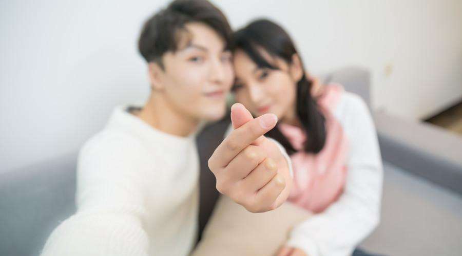 和男朋友分手了，怎么亲近？