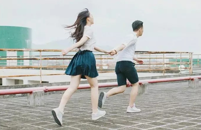 怎么才能从“好兄弟”升级成情侣? 怎么才能从“好兄弟”升级成情侣?